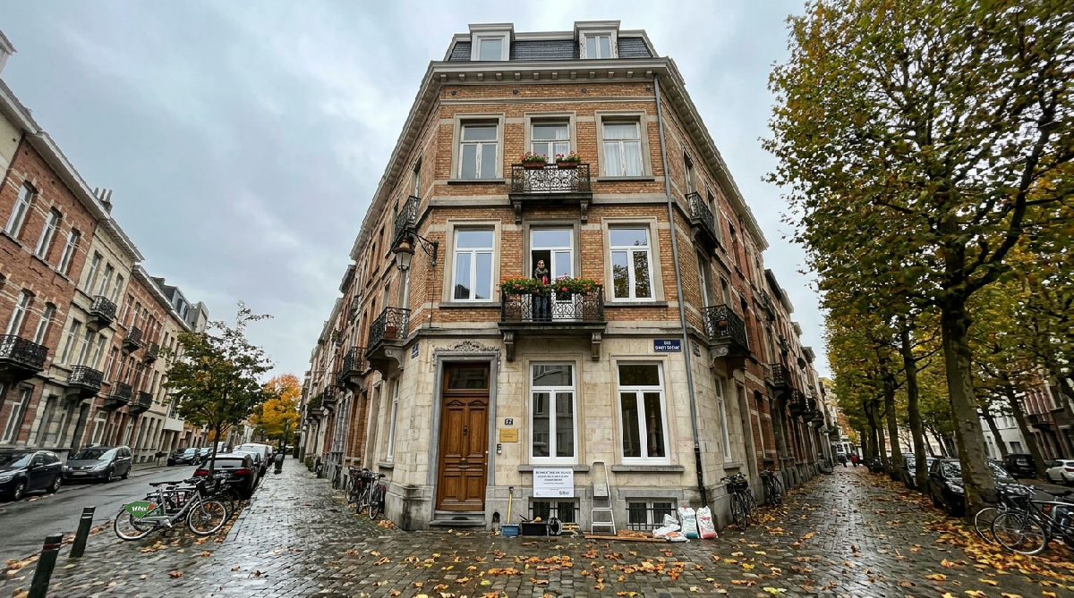 PEB F G interdiction vente location Bruxelles — PEB F ou G : les dates où votre logement devient invendable ou inlouable, et ce que des châssis y changent